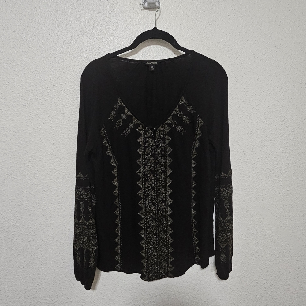 Lucky Brand Embroidered long sleeve top size medium